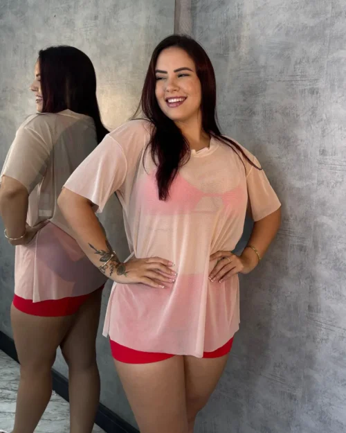 Blusa de Tule com manga